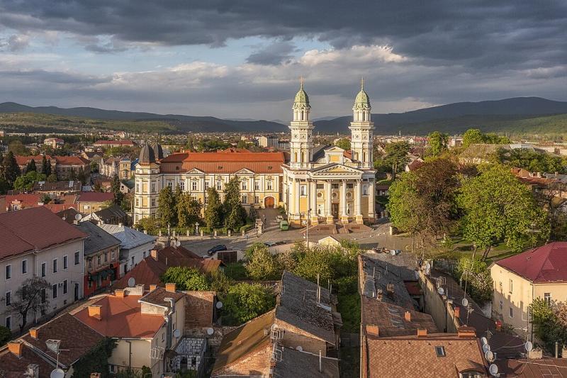 Ungváron tartottak egy fontos eszmecserét az ukrajnai magyar kisebbség jelenlegi helyzetéről.