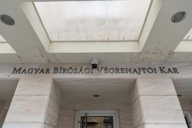 A végrehajtói kar egy egészen különös érvet hozott fel, hogy meggyőzze a Kúriát arról, miért nem kívánja rendezni a kétmilliárdos tartozást, amely éppen végrehajtás alatt áll.